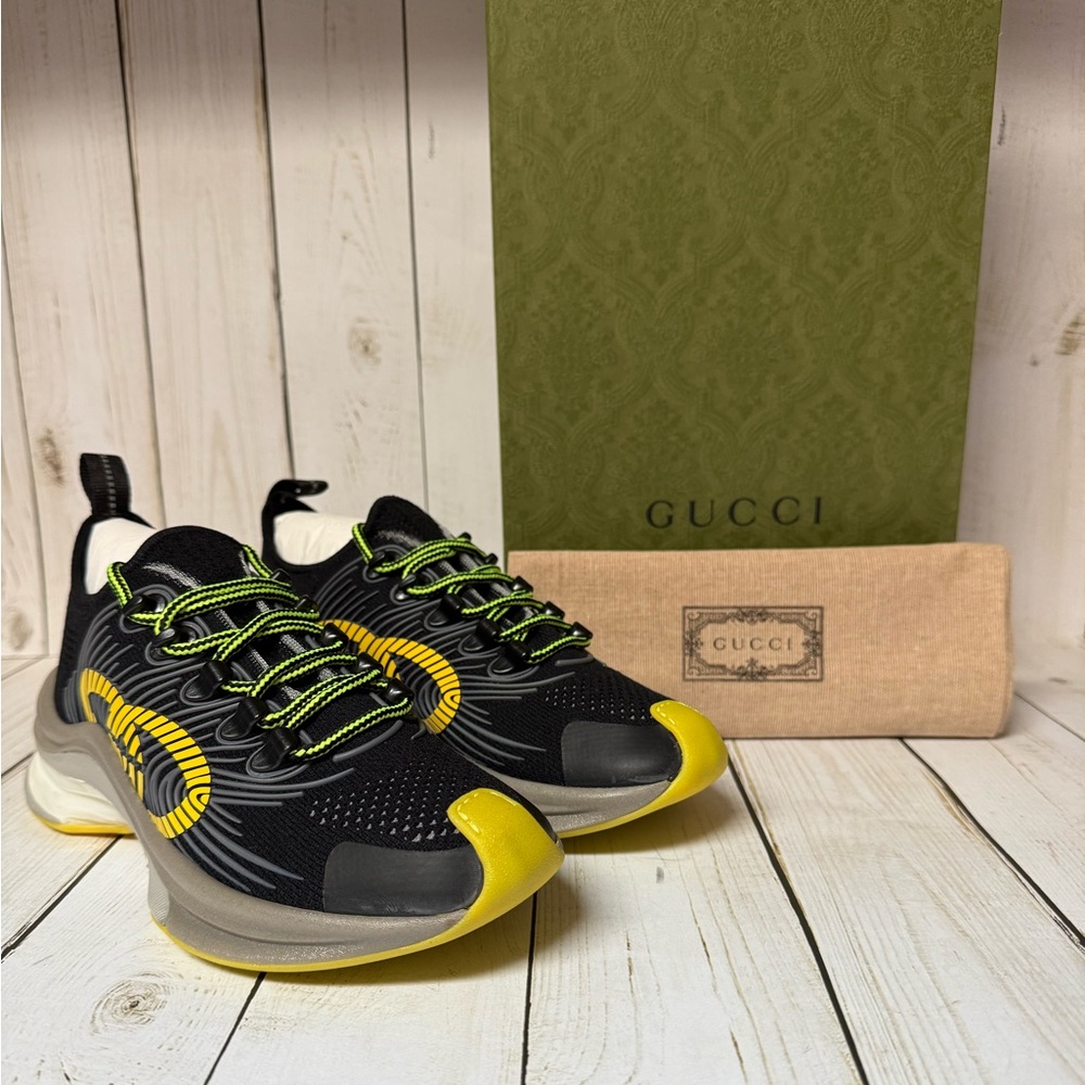Gucci Technical Knit Fabric Waves Gucci Run Sneakers Black Multi Sz 35 / 5